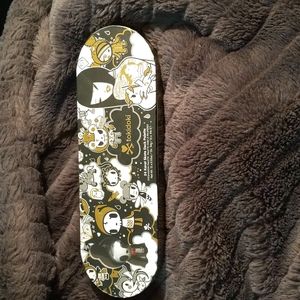 **Brand new** Rare Tokidoki 24 Karat Skate Deck Palette